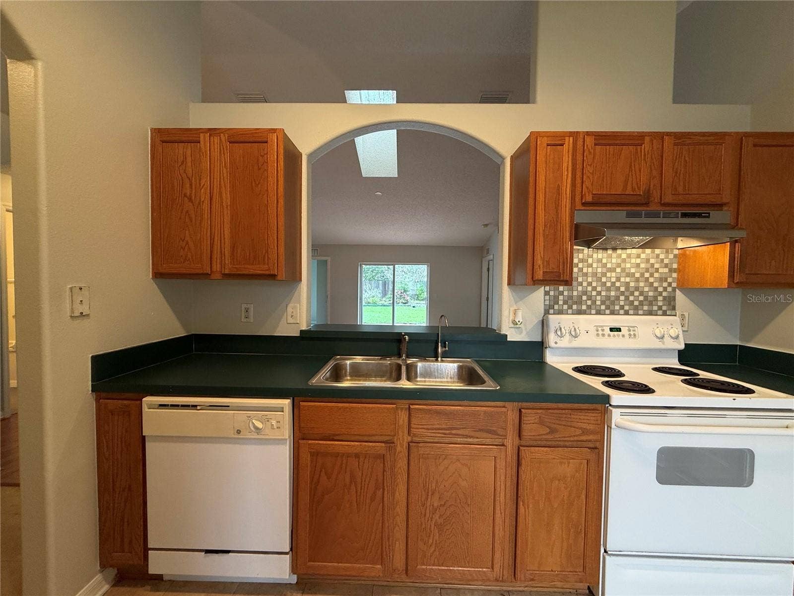 18 ROLLAND LANE, Palm Coast, FL 32164 18 ROLLAND LANE, Palm Coast, FL 32164