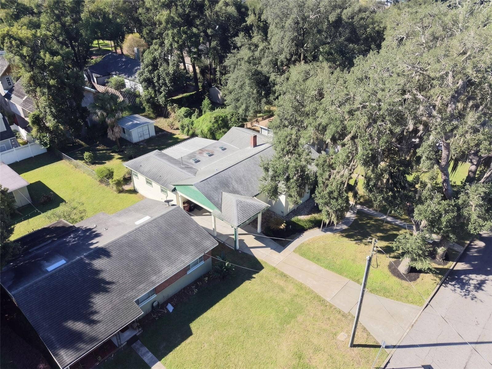 1616 E JEFFERSON STREET, Orlando, FL 32803 1616 E JEFFERSON STREET, Orlando, FL 32803