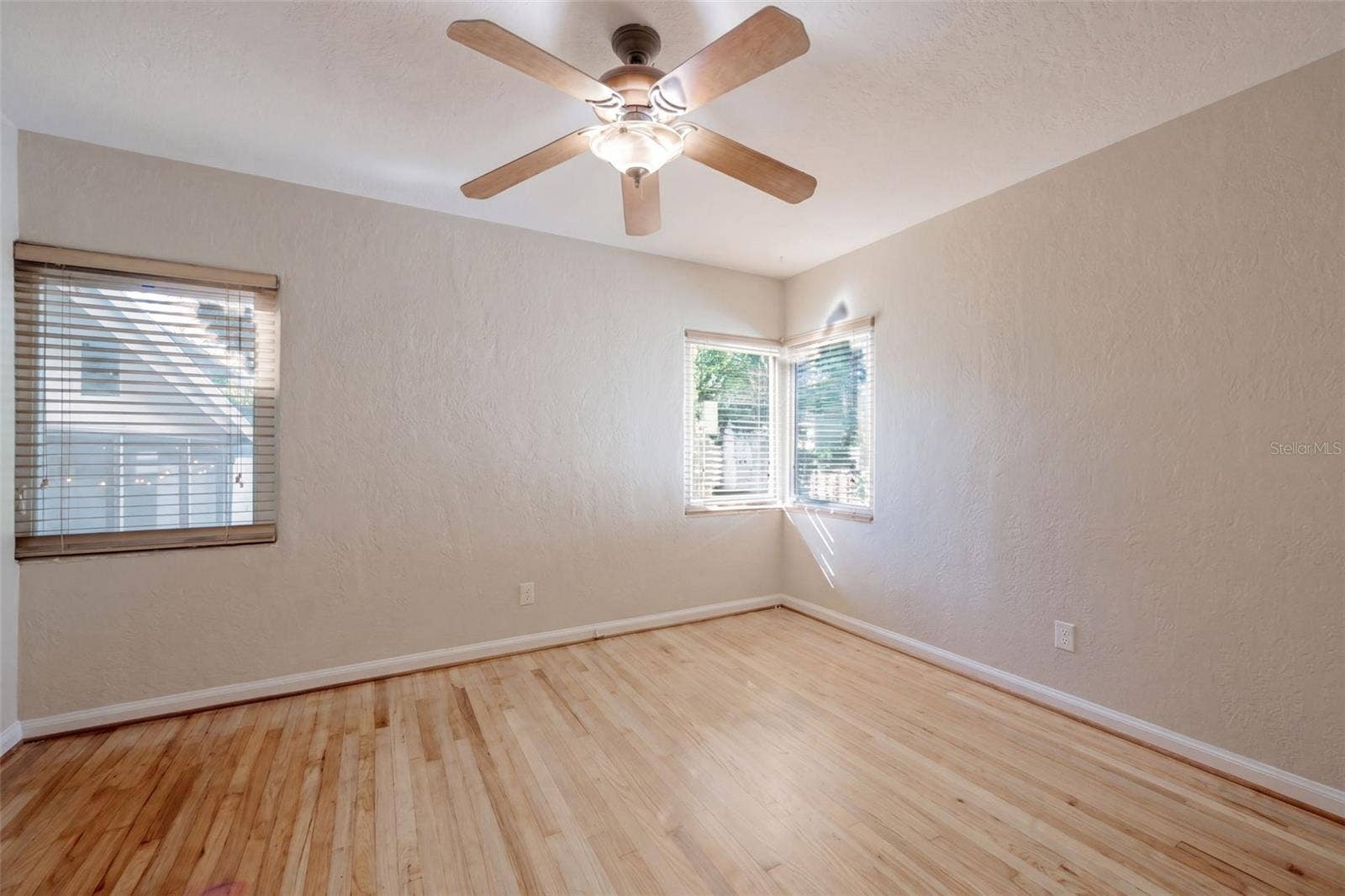 1616 E JEFFERSON STREET, Orlando, FL 32803 1616 E JEFFERSON STREET, Orlando, FL 32803