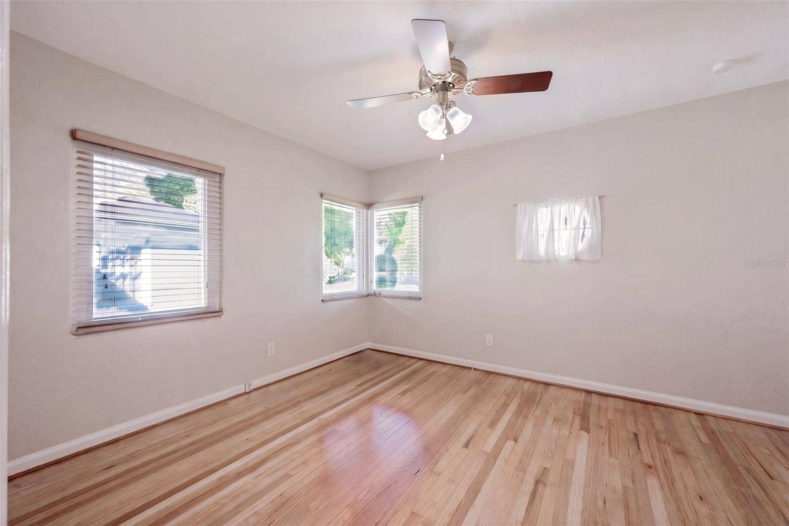 1616 E JEFFERSON STREET, Orlando, FL 32803 1616 E JEFFERSON STREET, Orlando, FL 32803