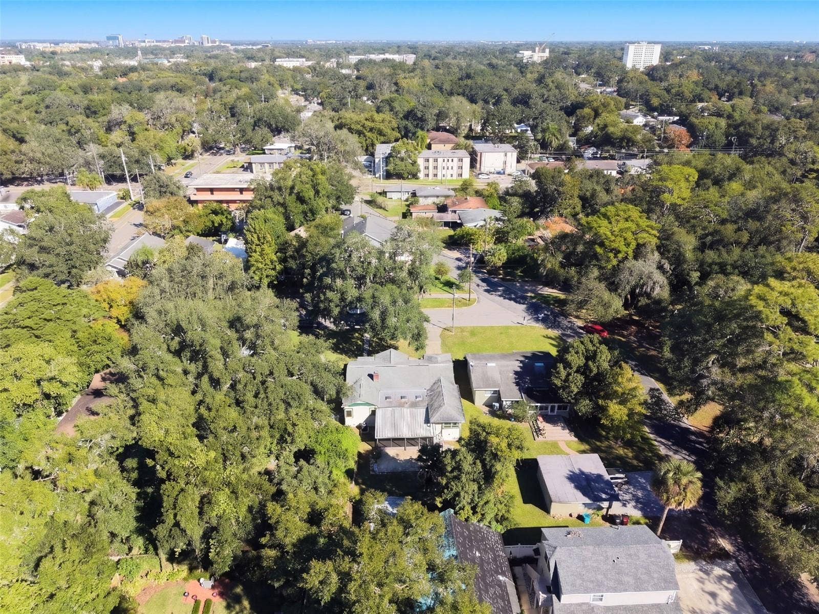 1616 E JEFFERSON STREET, Orlando, FL 32803 1616 E JEFFERSON STREET, Orlando, FL 32803