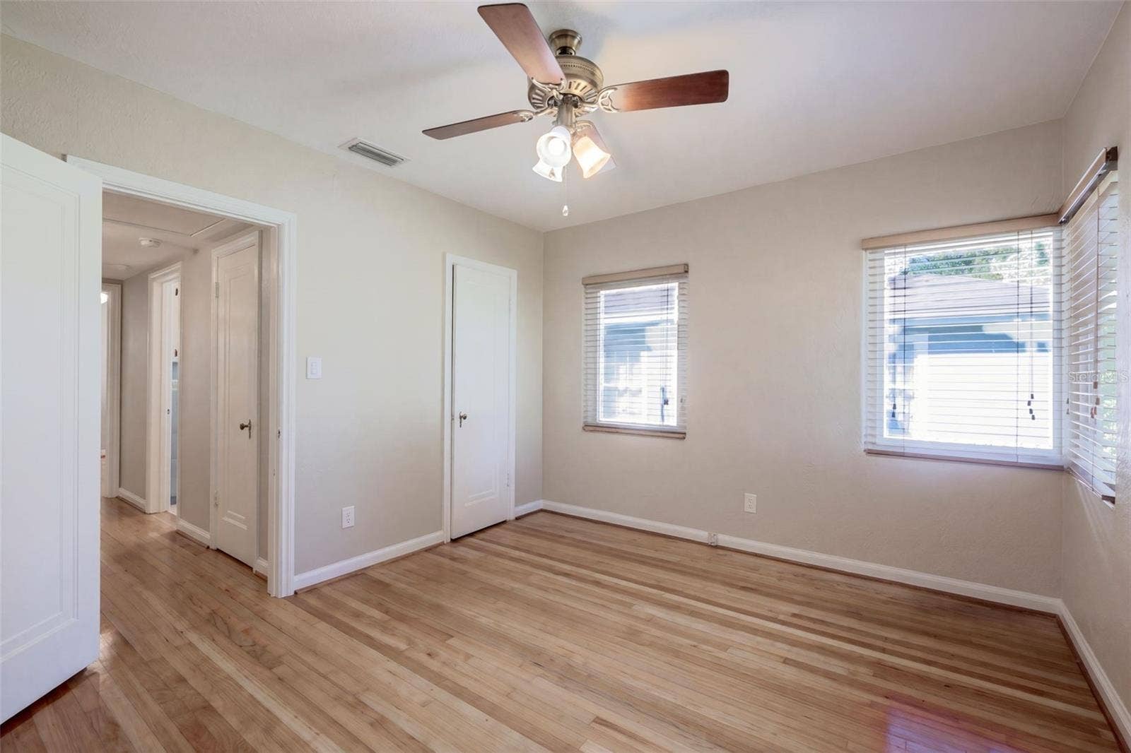 1616 E JEFFERSON STREET, Orlando, FL 32803 1616 E JEFFERSON STREET, Orlando, FL 32803