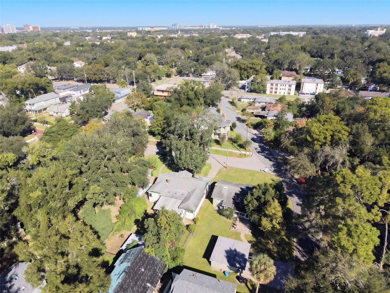 1616 E JEFFERSON STREET, Orlando, FL 32803 1616 E JEFFERSON STREET, Orlando, FL 32803