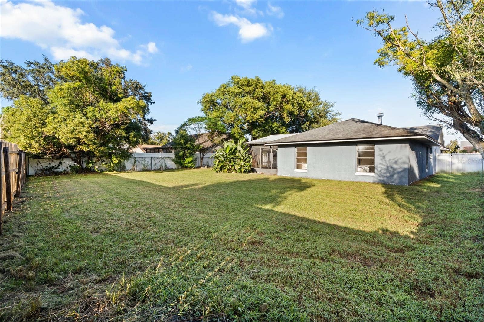 5125 FORMBY DRIVE, Orlando, FL 32812 Spacious backyard- room for a pool