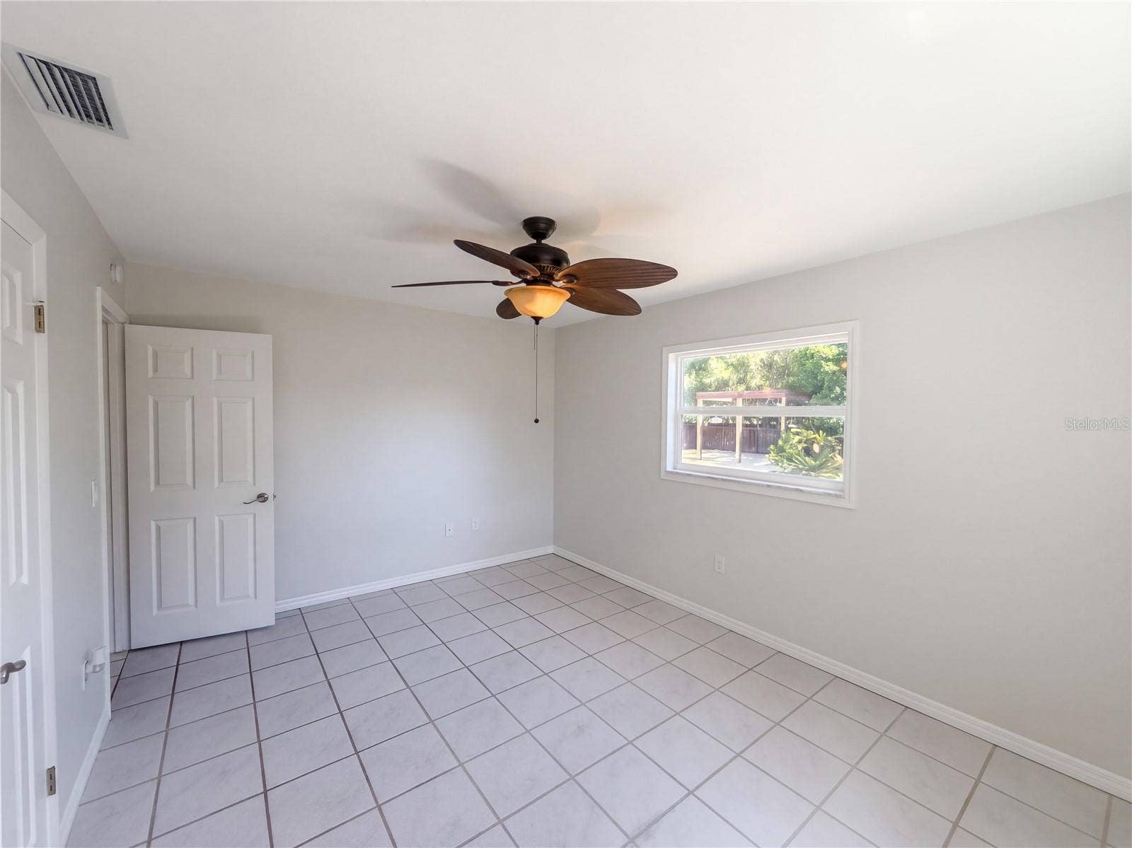 441 RIDGE DRIVE, Sanford, FL 32773 441 RIDGE DRIVE, Sanford, FL 32773