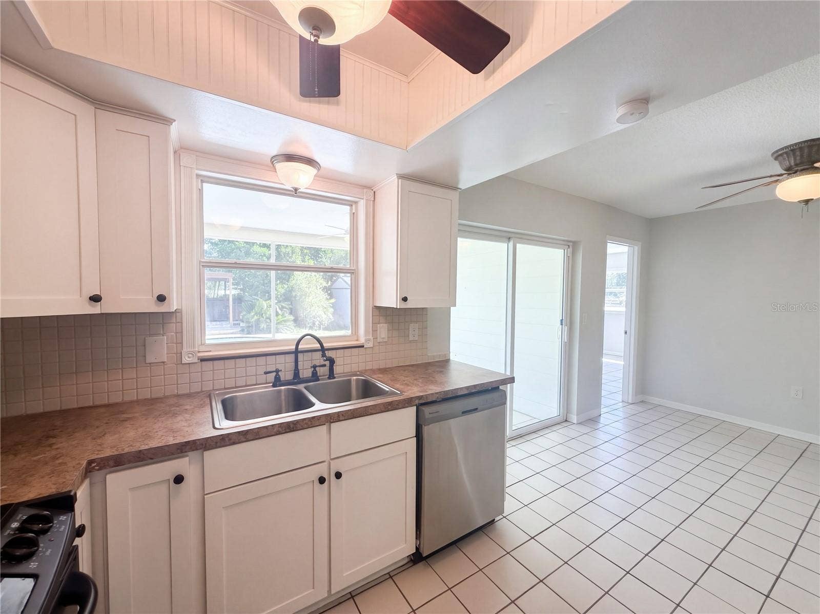 441 RIDGE DRIVE, Sanford, FL 32773 441 RIDGE DRIVE, Sanford, FL 32773