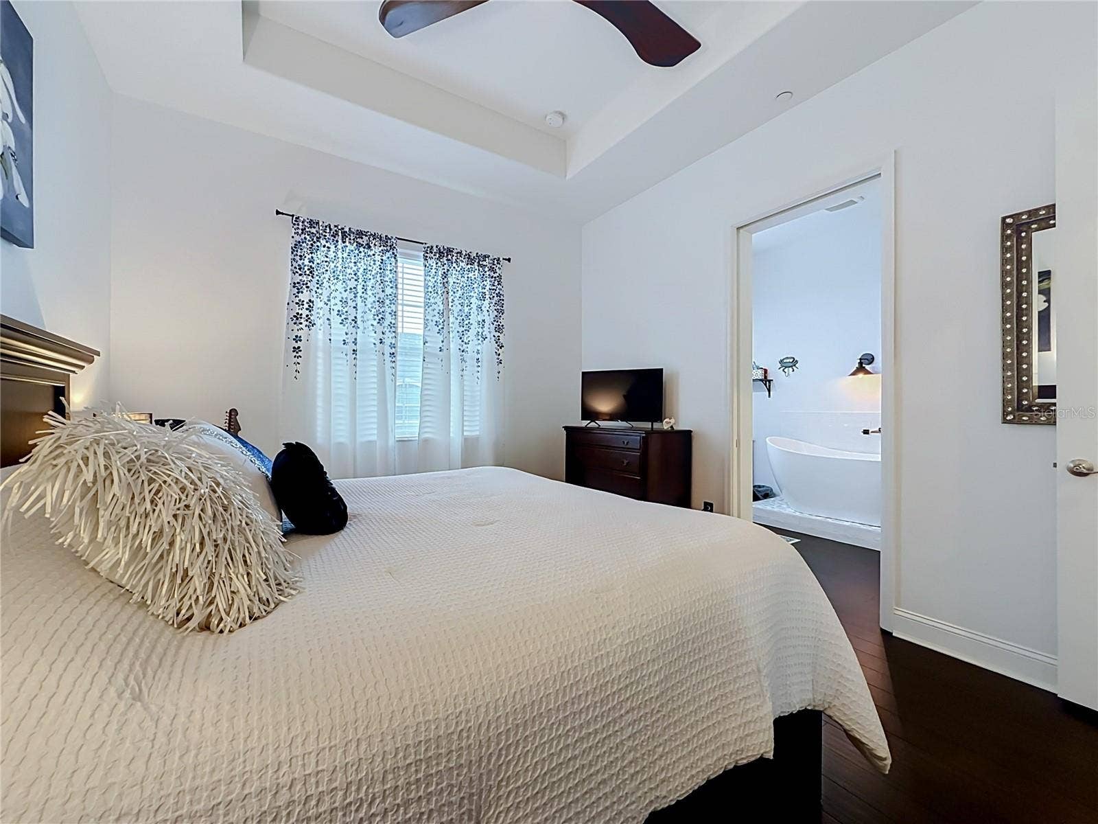 7211 101ST LANE, Seminole, FL 33772 7211 101ST LANE, Seminole, FL 33772