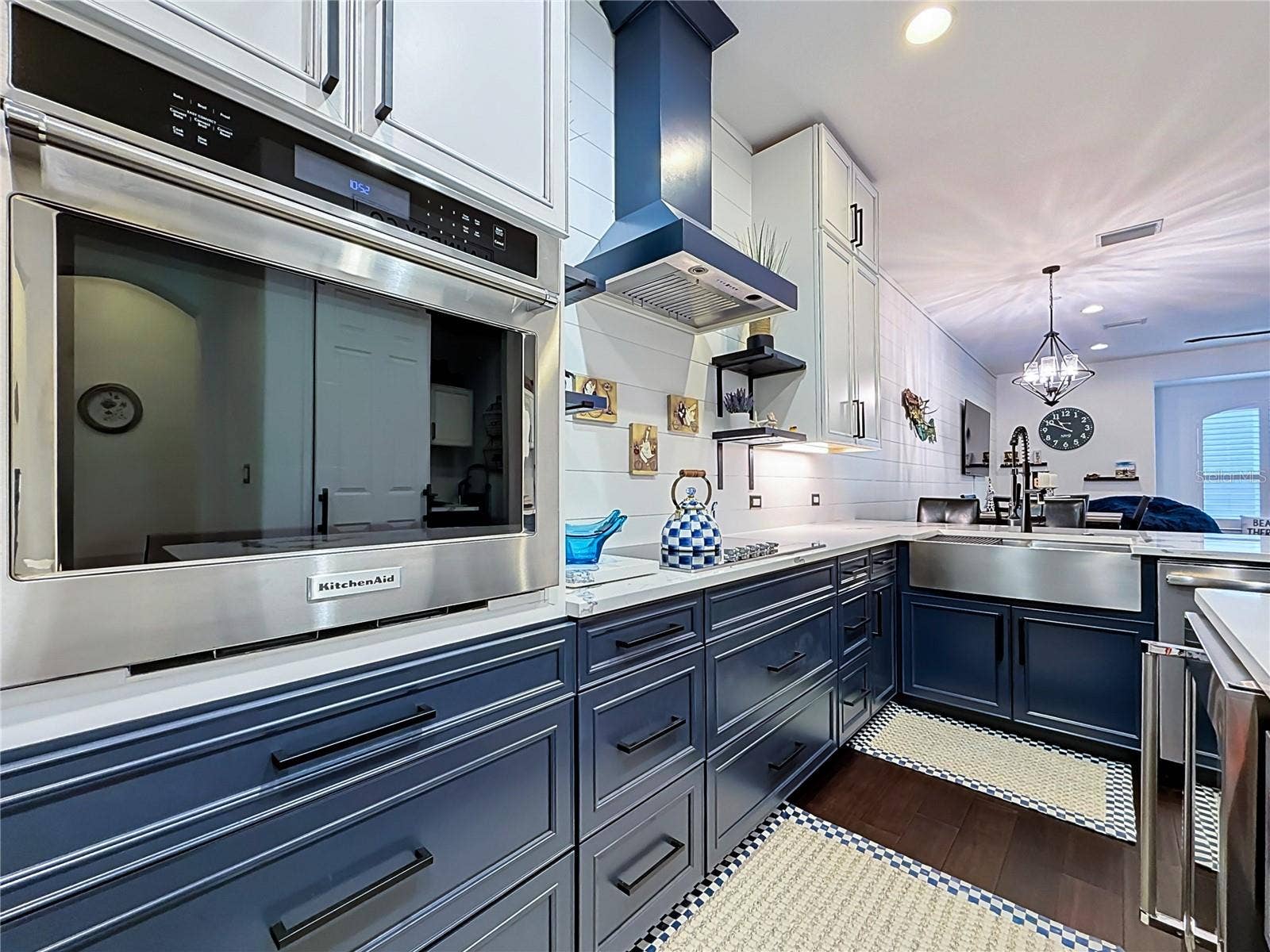 7211 101ST LANE, Seminole, FL 33772 7211 101ST LANE, Seminole, FL 33772