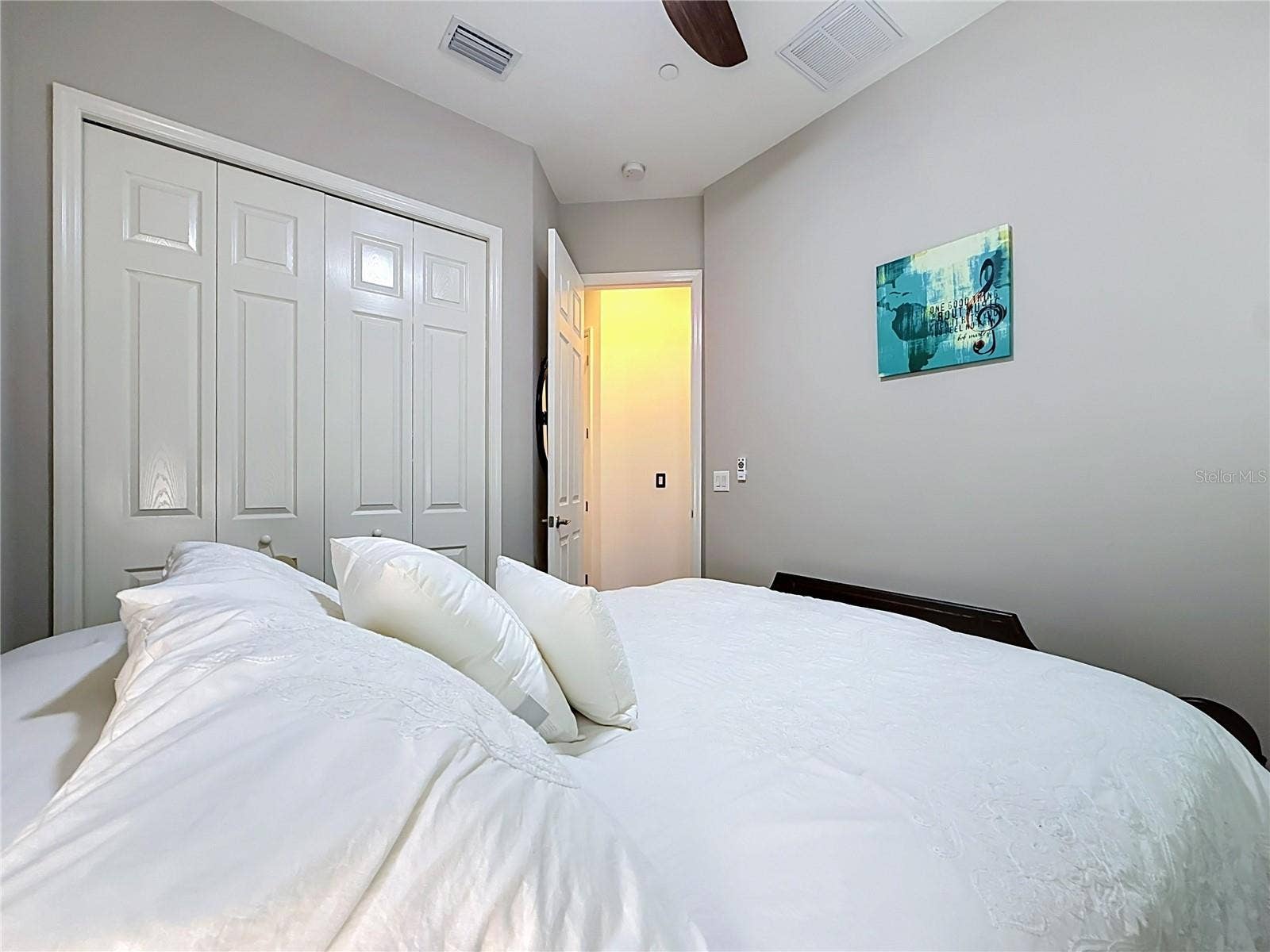 7211 101ST LANE, Seminole, FL 33772 7211 101ST LANE, Seminole, FL 33772