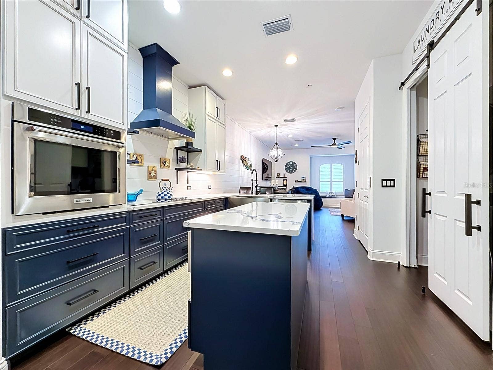 7211 101ST LANE, Seminole, FL 33772 7211 101ST LANE, Seminole, FL 33772
