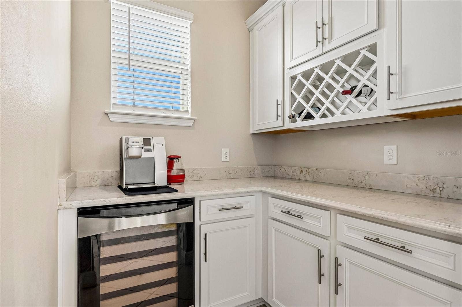 15646 SWEET LEMON WAY, Winter Garden, FL 34787 Butler's Pantry.