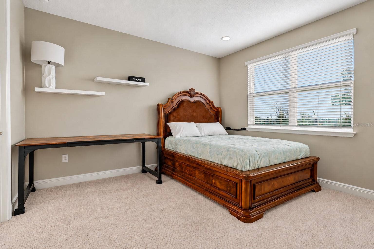 15646 SWEET LEMON WAY, Winter Garden, FL 34787 Guest bedroom suite.