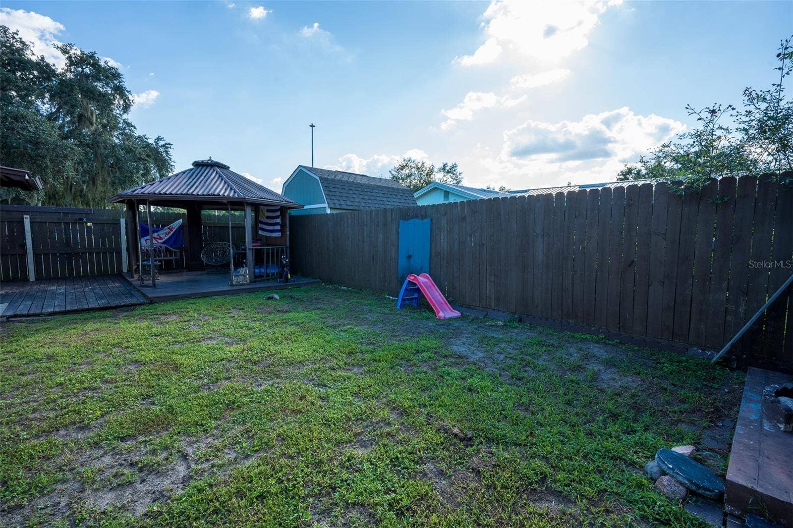 1327 WATERVIEW BOULEVARD E, Lakeland, FL 33801 1327 WATERVIEW BOULEVARD E, Lakeland, FL 33801