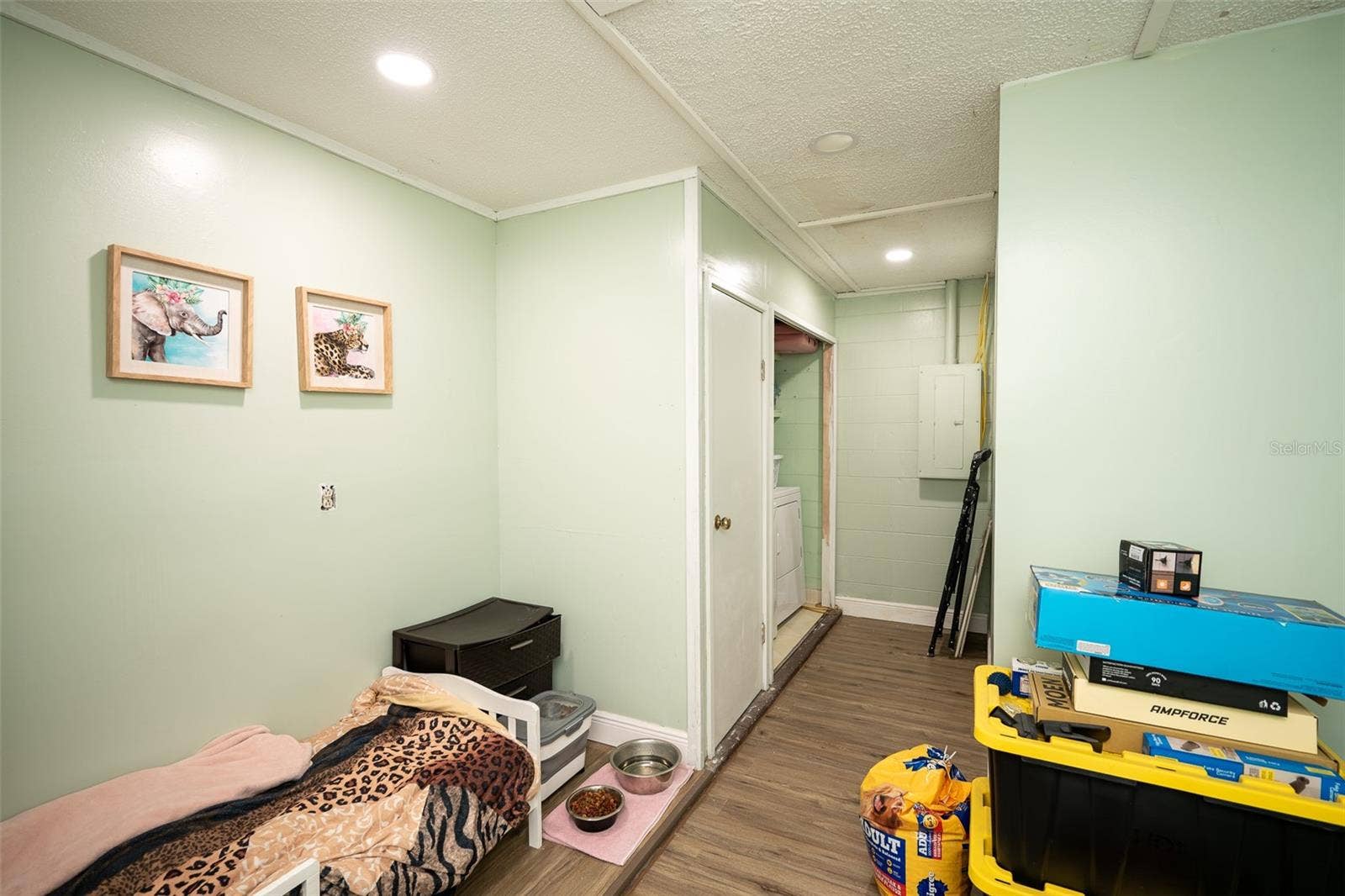 1327 WATERVIEW BOULEVARD E, Lakeland, FL 33801 LAUNDRY ROOM