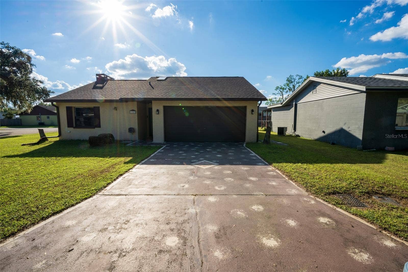 1327 WATERVIEW BOULEVARD E, Lakeland, FL 33801 1327 WATERVIEW BOULEVARD E, Lakeland, FL 33801