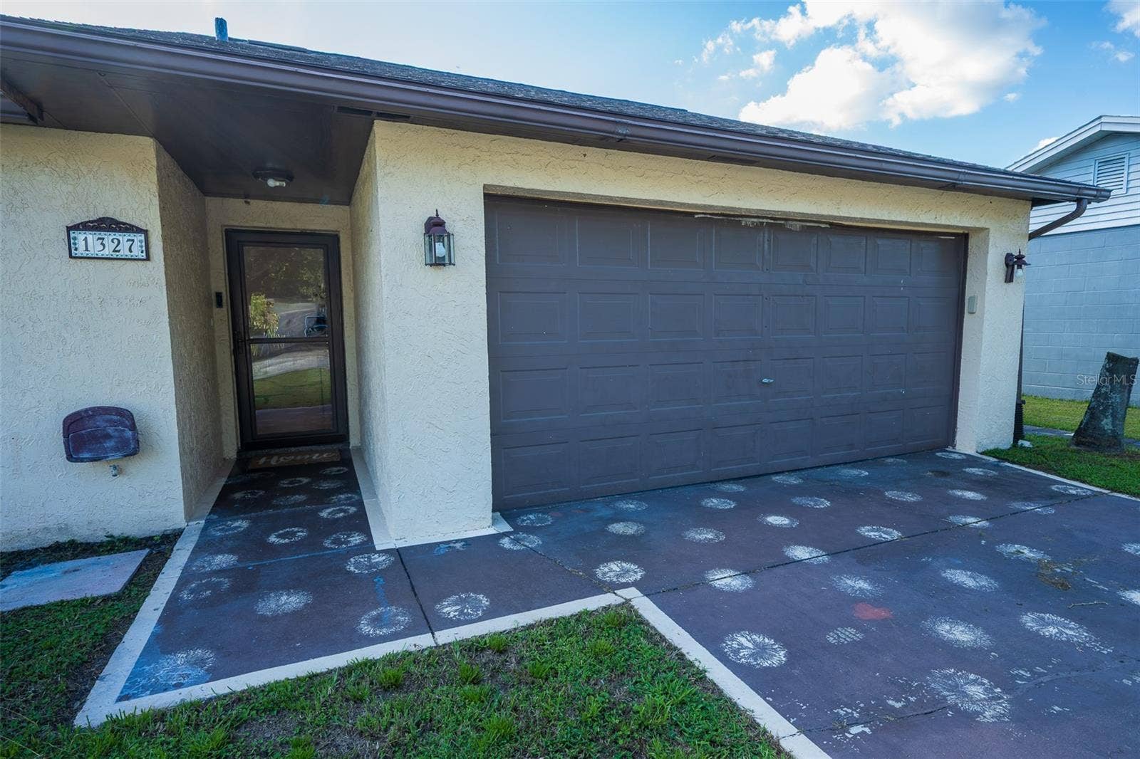 1327 WATERVIEW BOULEVARD E, Lakeland, FL 33801 1327 WATERVIEW BOULEVARD E, Lakeland, FL 33801