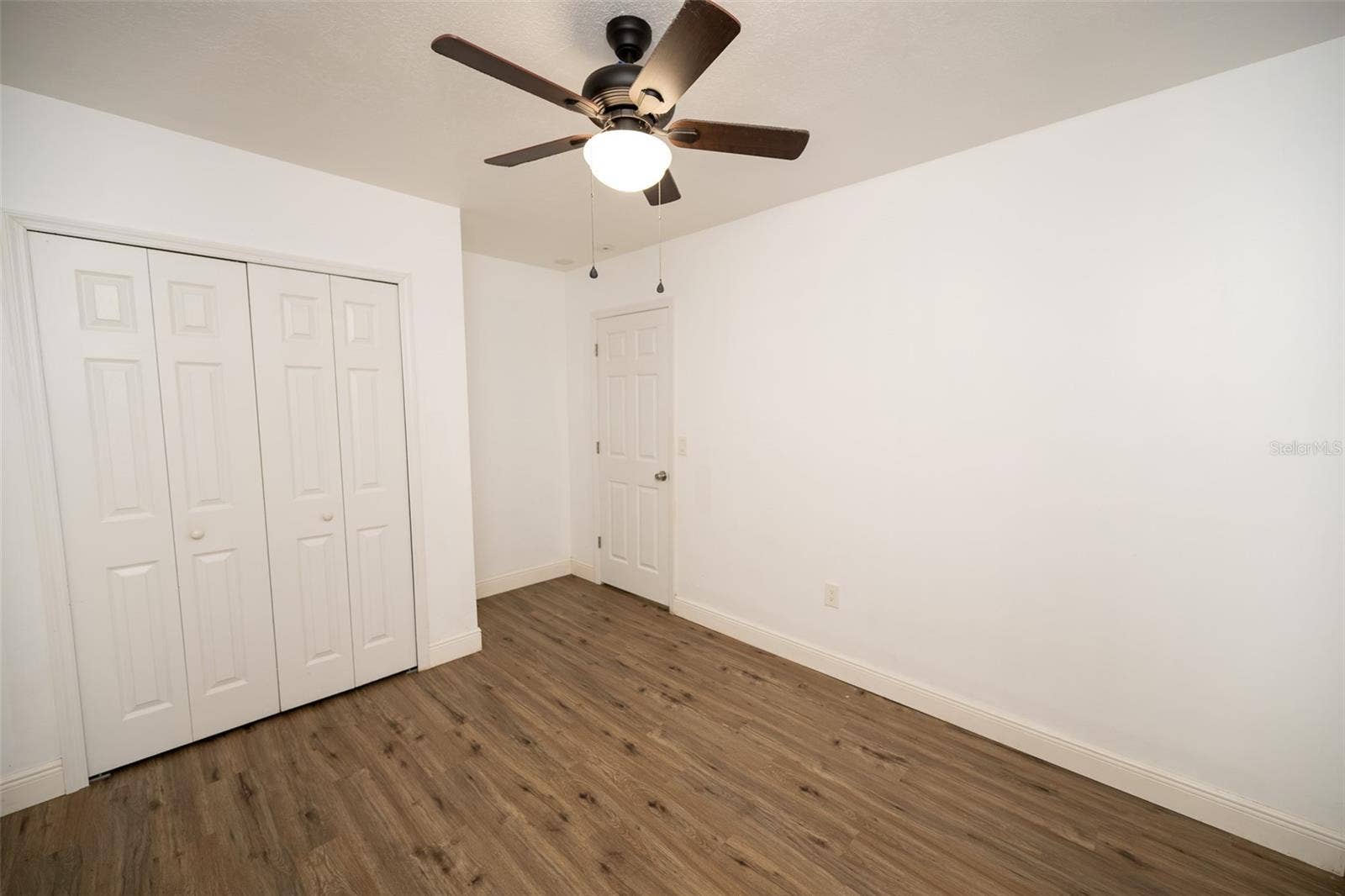 1327 WATERVIEW BOULEVARD E, Lakeland, FL 33801 STUDIO GARAGE