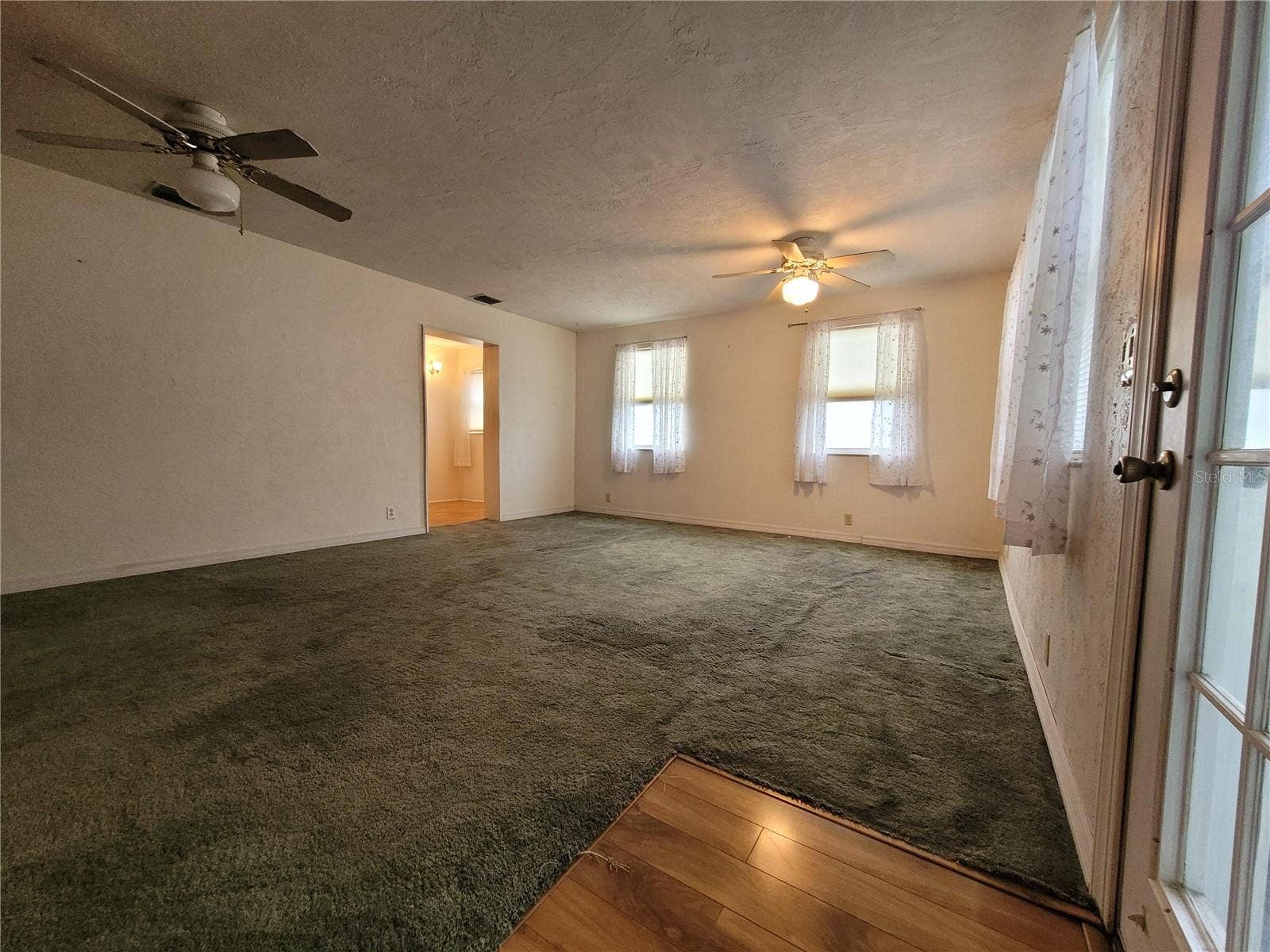 7192 114TH LANE, Seminole, FL 33772 7192 114TH LANE, Seminole, FL 33772