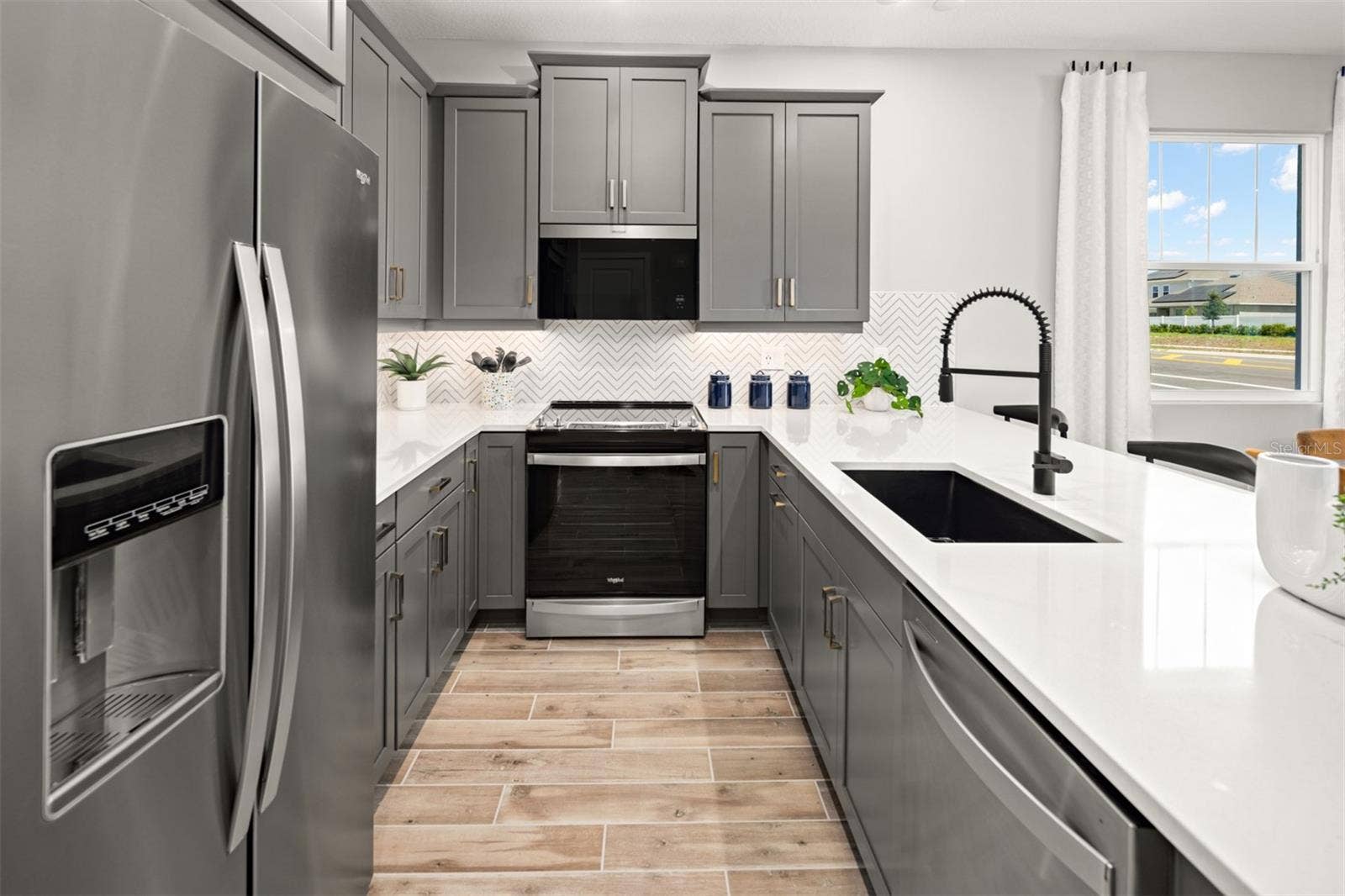 2263 NIGHTSHADE GROVE LANE, Apopka, FL 32712 Gardenia Reserve Catalina II Model Kitchen