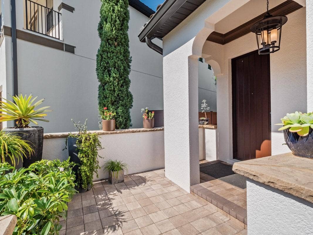 8418 VIA VITTORIA WAY, Orlando, FL 32819