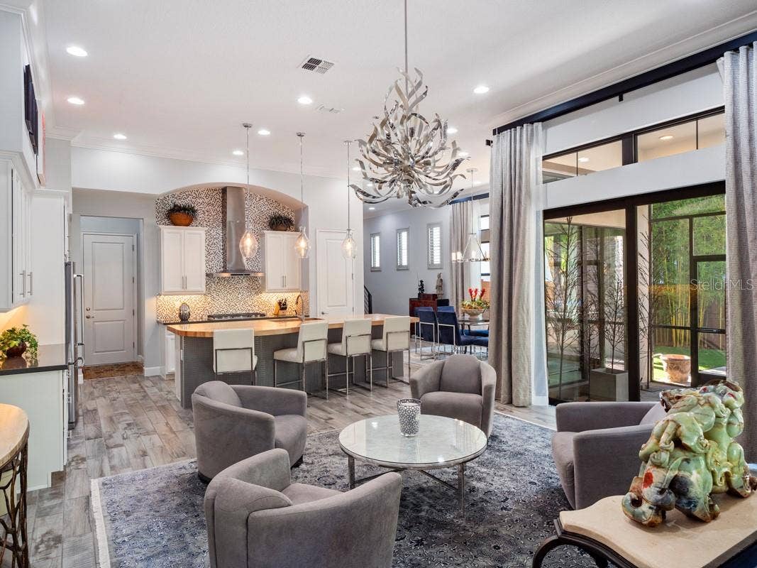 8418 VIA VITTORIA WAY, Orlando, FL 32819