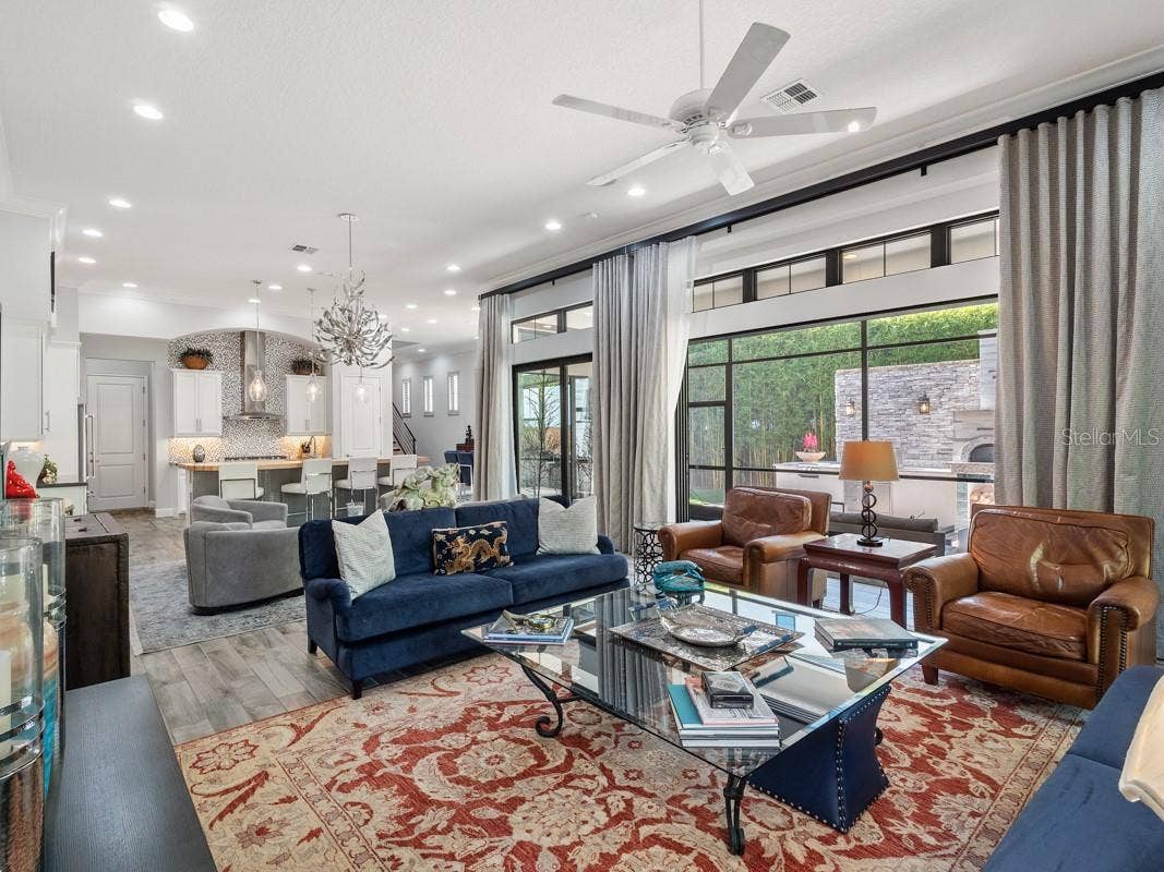 8418 VIA VITTORIA WAY, Orlando, FL 32819