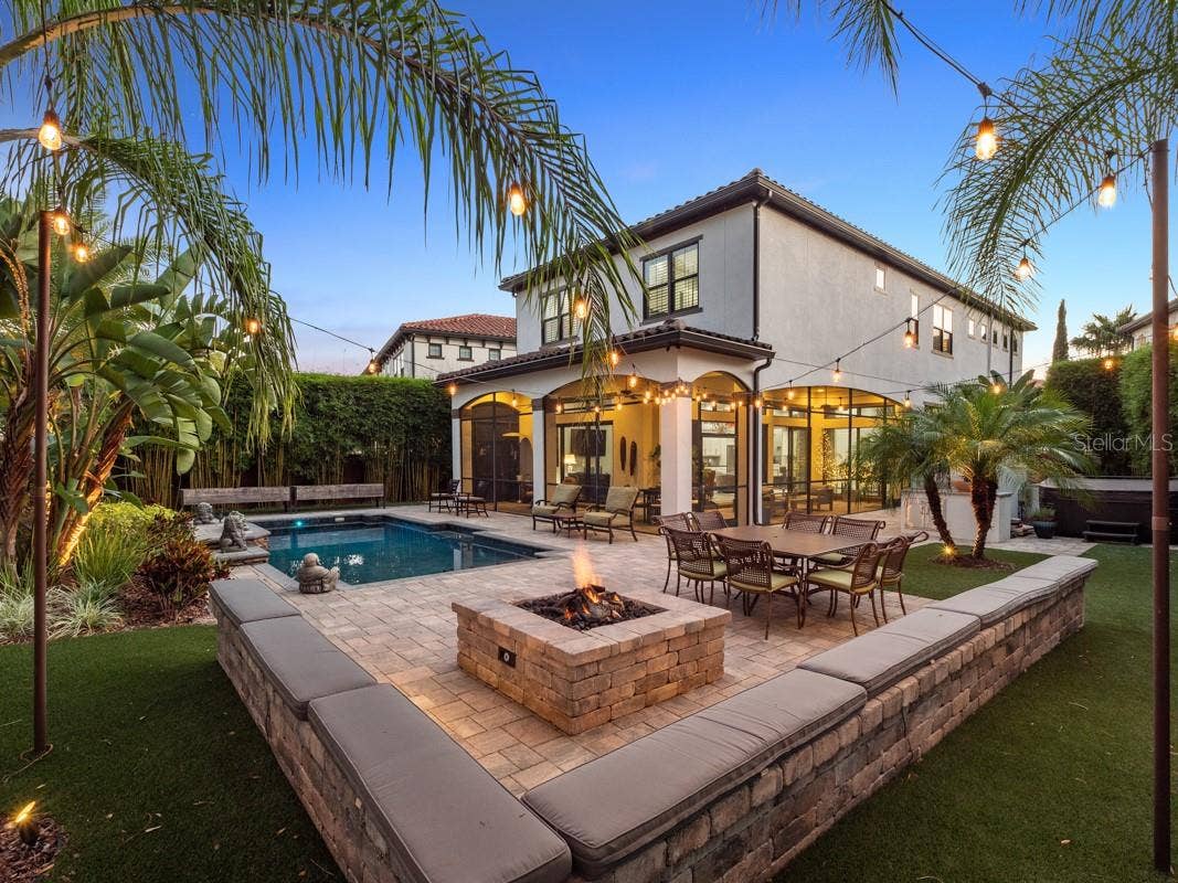 8418 VIA VITTORIA WAY, Orlando, FL 32819
