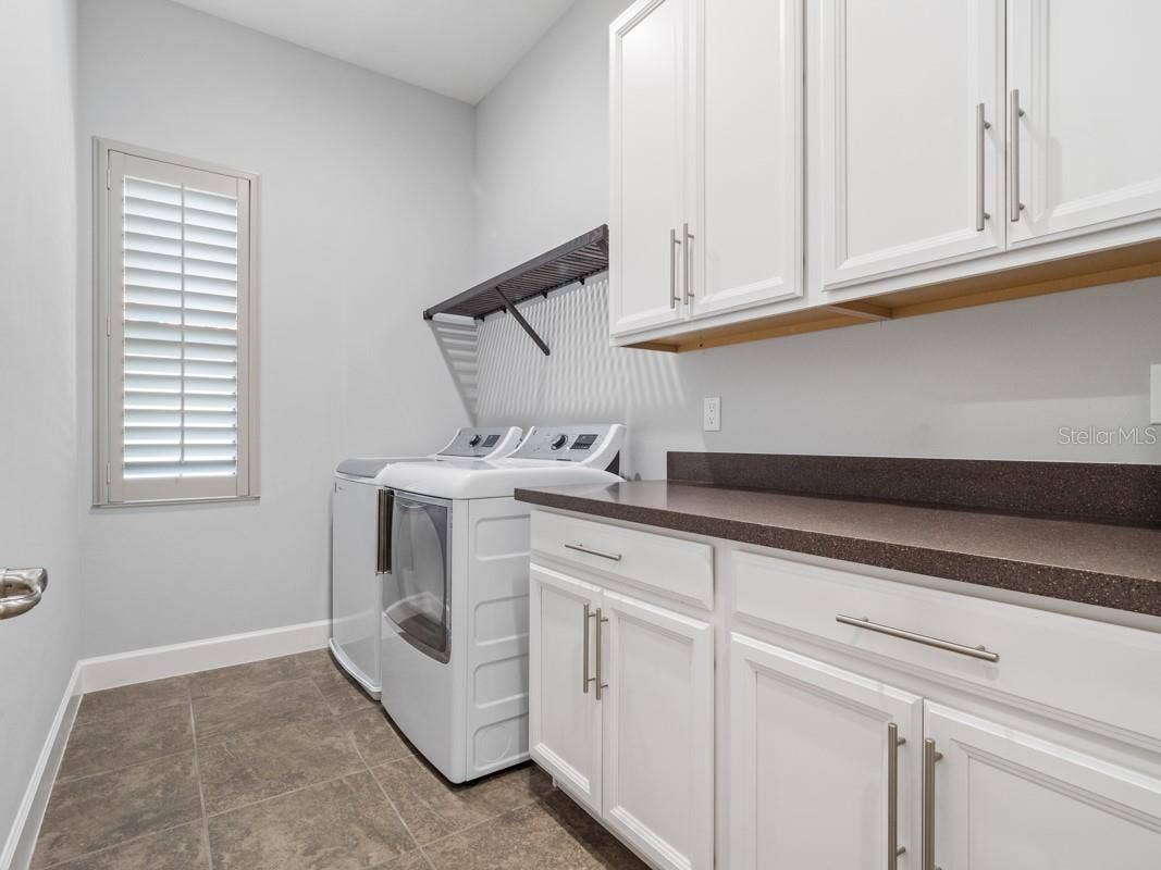 8418 VIA VITTORIA WAY, Orlando, FL 32819