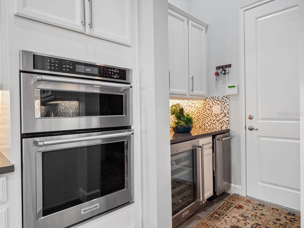8418 VIA VITTORIA WAY, Orlando, FL 32819