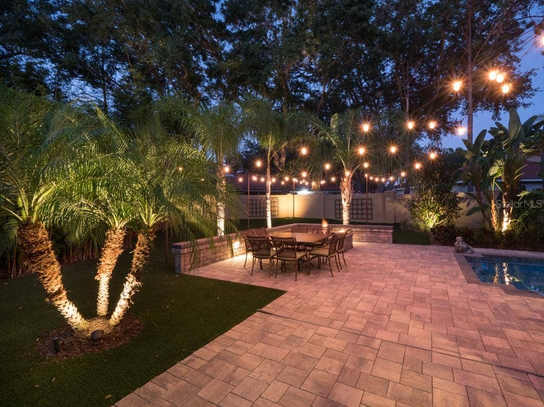 8418 VIA VITTORIA WAY, Orlando, FL 32819