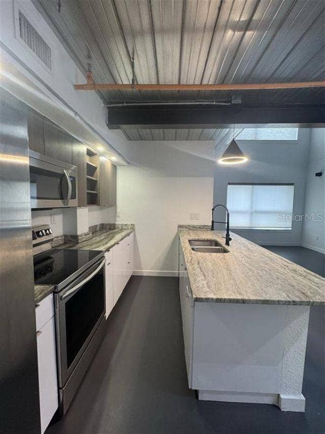 1603 WOODWARD STREET, #18, Orlando, FL 32803 1603 WOODWARD STREET, #18, Orlando, FL 32803