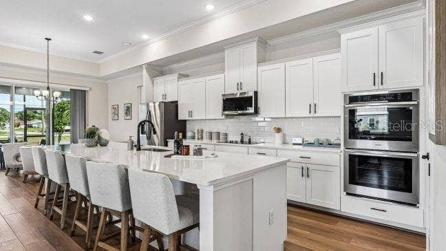 Model home - actual features may vary.