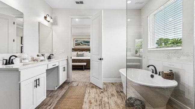 Model home - actual features may vary.
