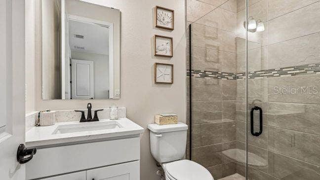 Model home - actual features may vary.