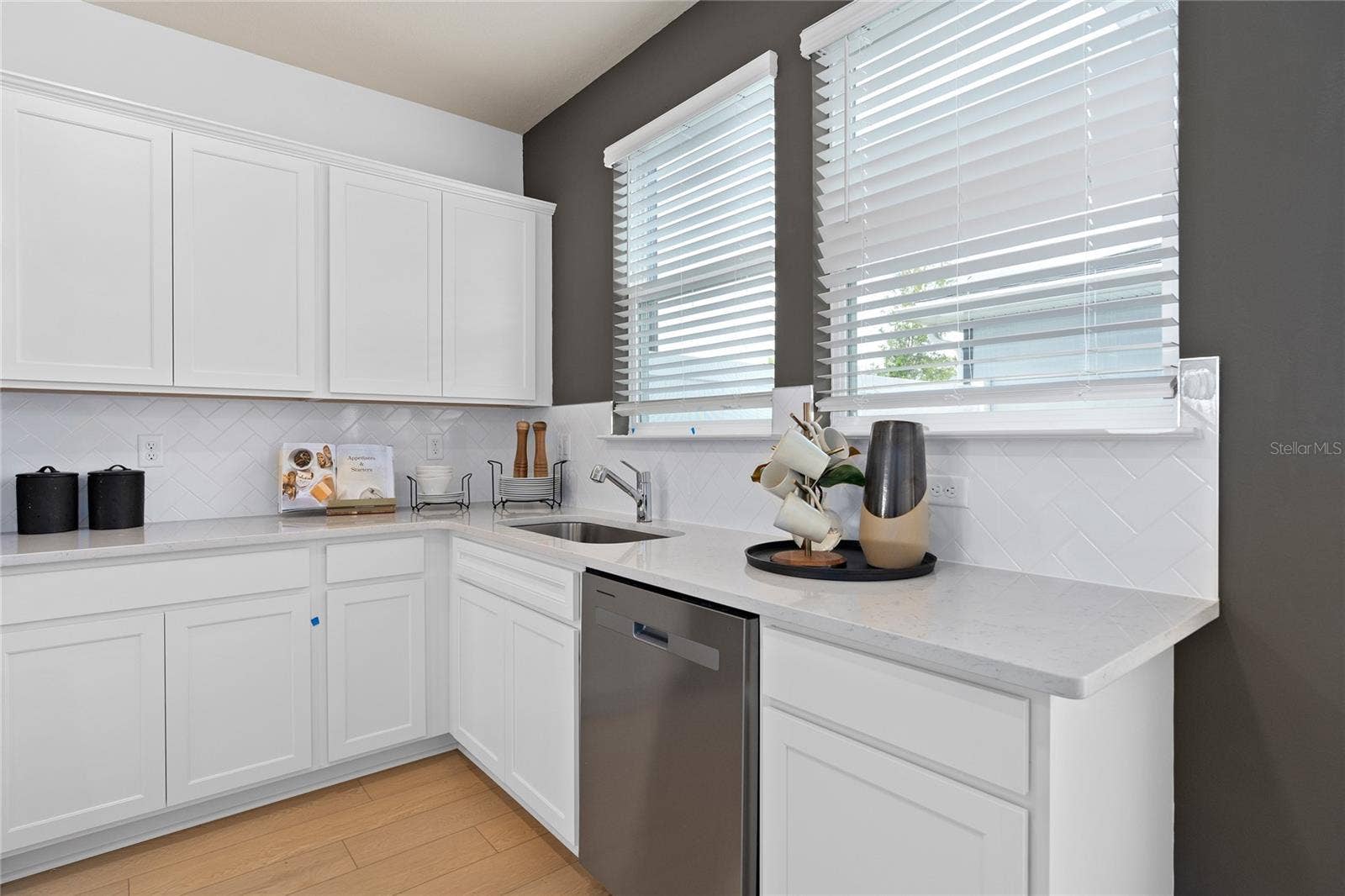 4556 ORCHARD VIEW ALLEY, Clermont, FL 34714 Model Home Design Only. Pictures and furnishings are for illustrative purposes only. Elevations, colors and options may vary. Furniture is for model home staging only.