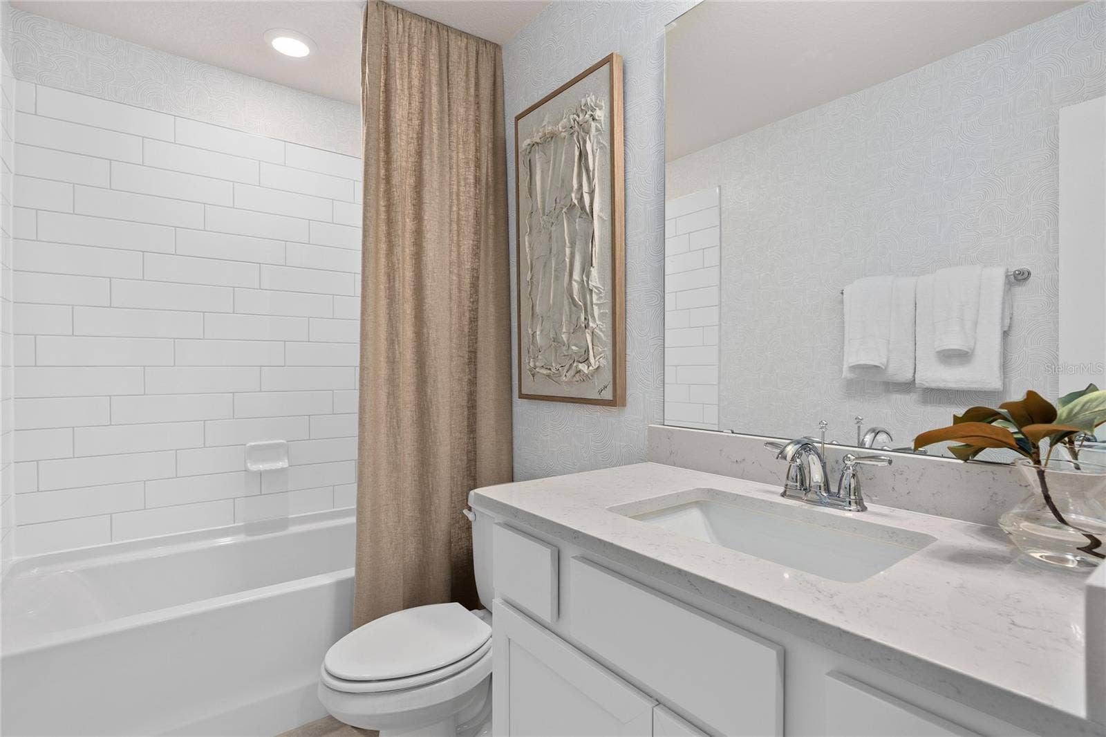 4556 ORCHARD VIEW ALLEY, Clermont, FL 34714 Model Home Design Only. Pictures and furnishings are for illustrative purposes only. Elevations, colors and options may vary. Furniture is for model home staging only.