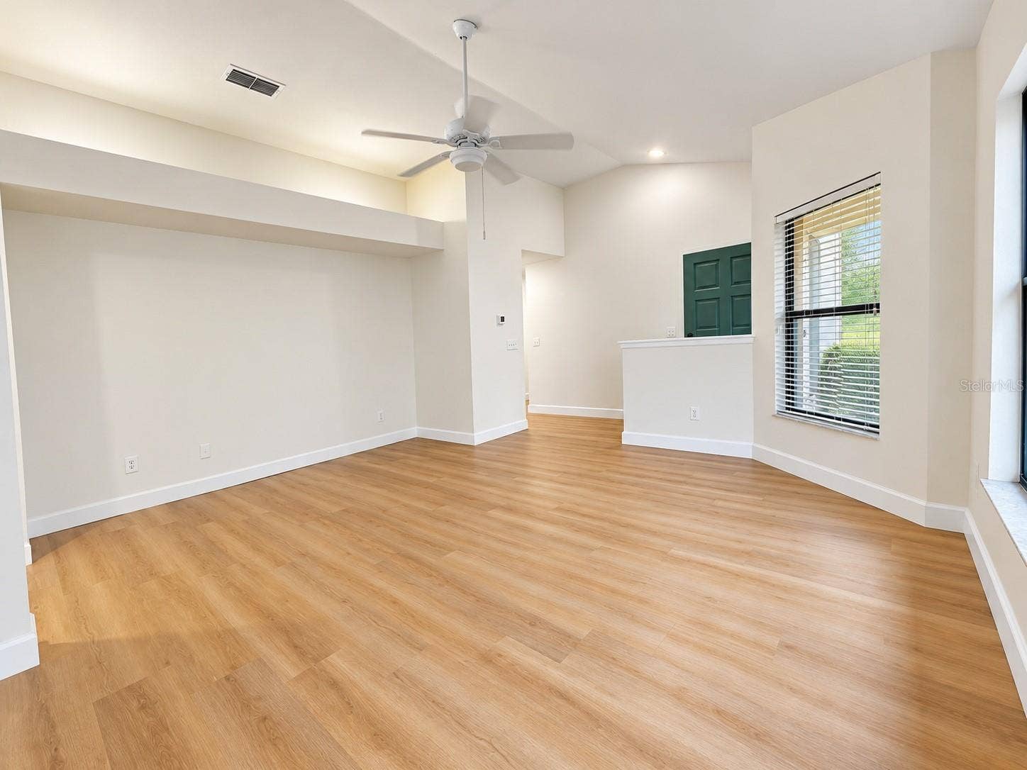3379 BUFFAM PLACE, Casselberry, FL 32707 3379 BUFFAM PLACE, Casselberry, FL 32707
