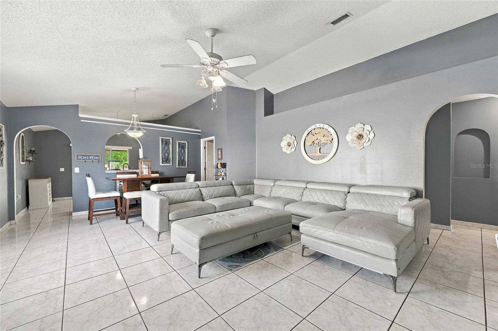10521 ROCKING A RUN, Orlando, FL 32825