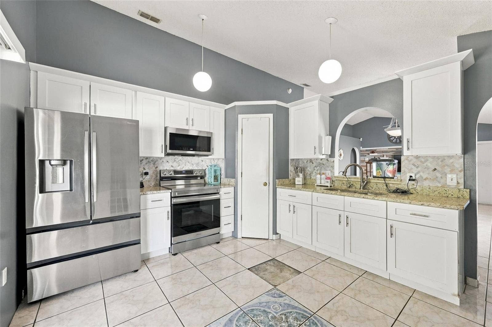 10521 ROCKING A RUN, Orlando, FL 32825