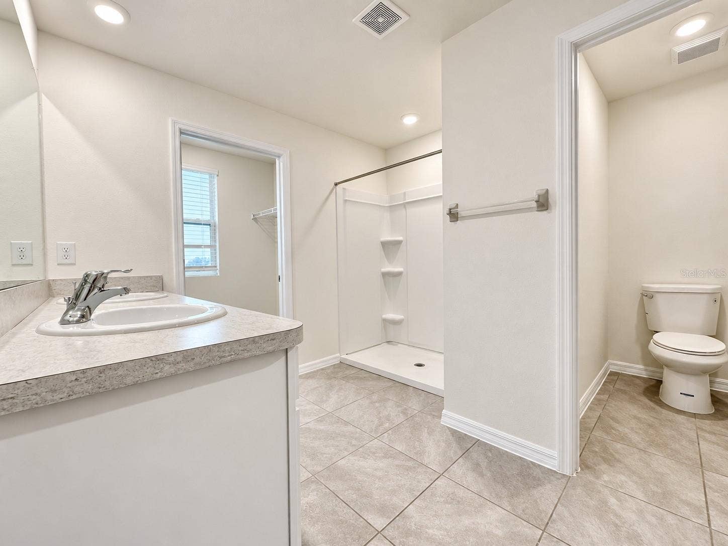 16535 WINDMILL FORGE PASS, Wimauma, FL 33598 Primary bathroom