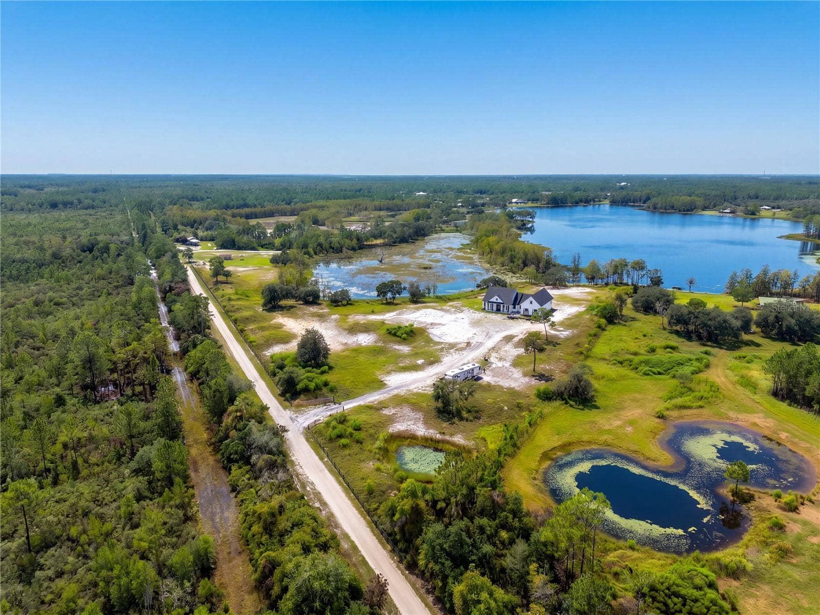 468 BLACK LAKE ROAD, Osteen, FL 32764