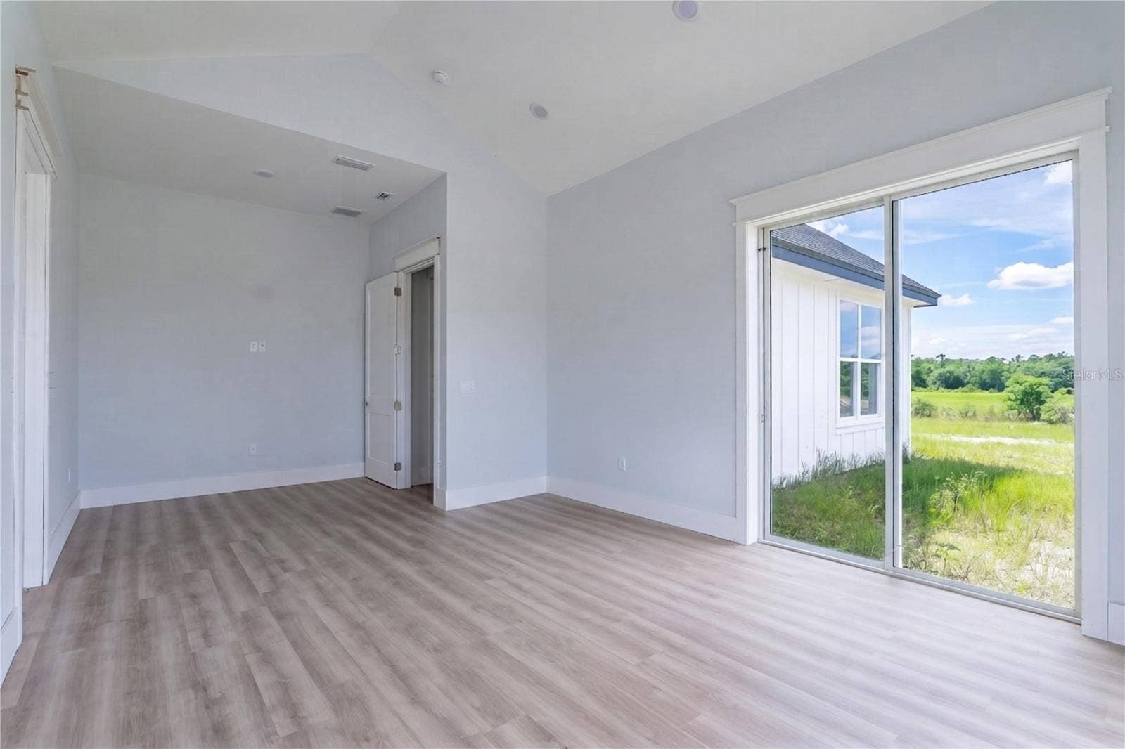 468 BLACK LAKE ROAD, Osteen, FL 32764