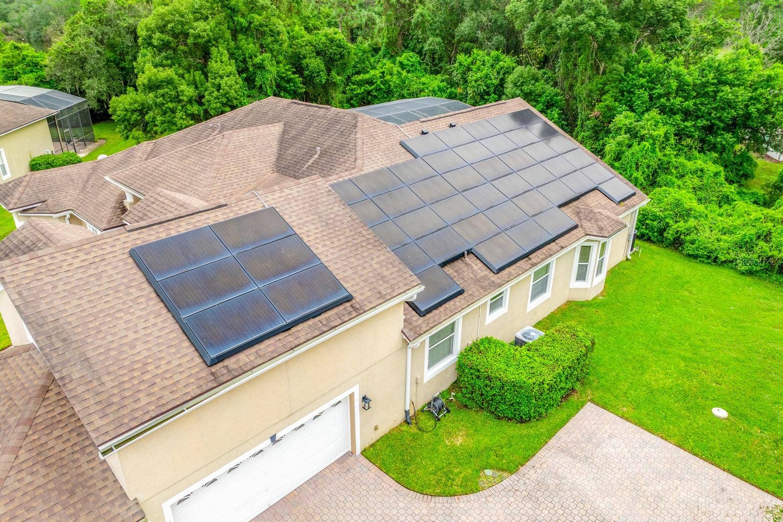 609 VIANA COURT, Winter Springs, FL 32708 FULLY PAID OFF TESLA SOLAR SYSTEM with FOUR POWERWALLS.