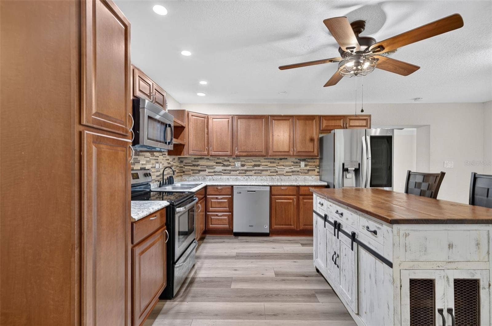 20963 E COLONIAL DRIVE, Christmas, FL 32709 20963 E COLONIAL DRIVE, Christmas, FL 32709