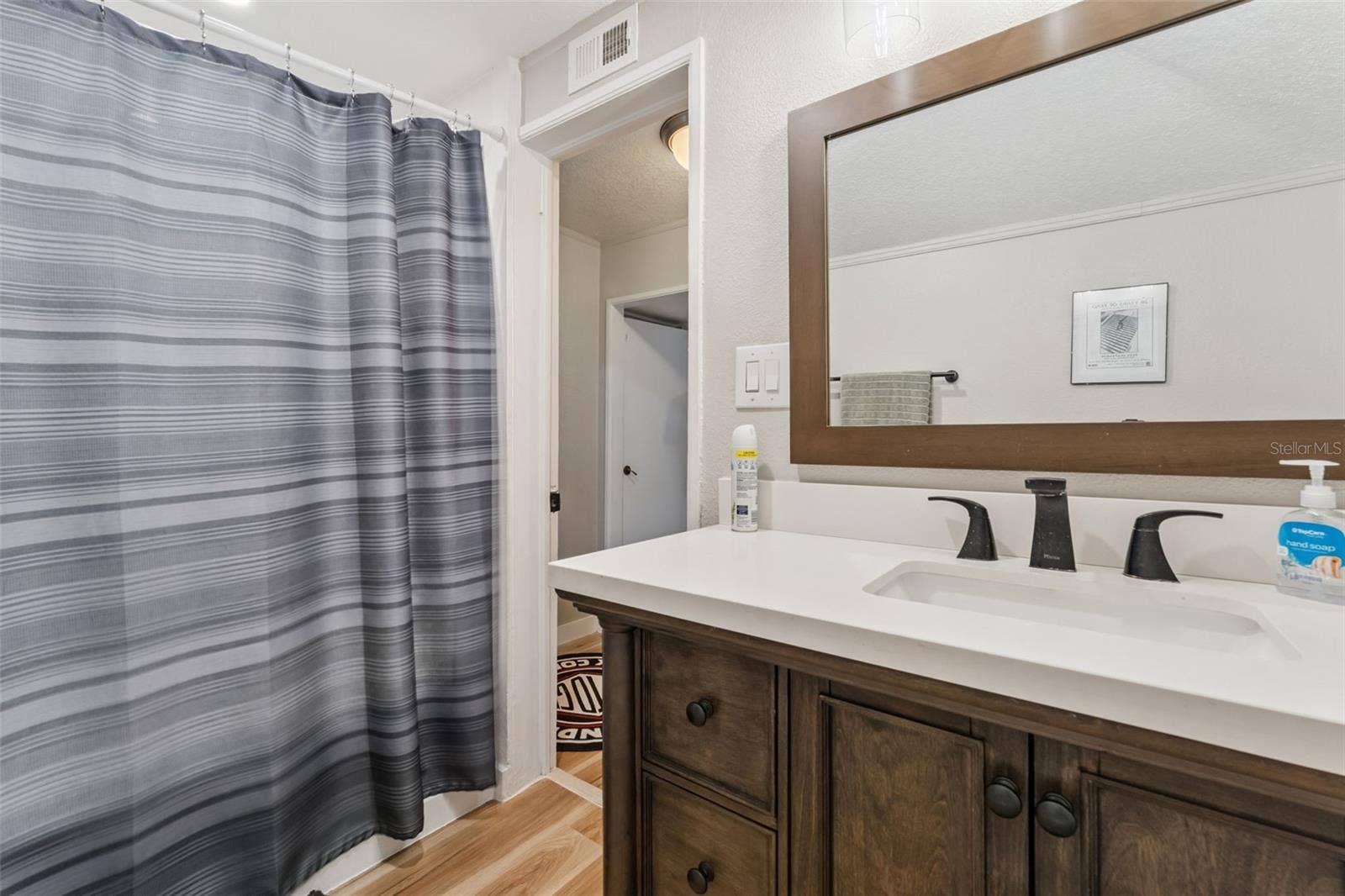 1438 CATHERINE STREET, Orlando, FL 32801 Upstairs 2/1