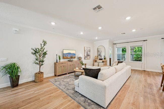 Model home - actual features may vary.