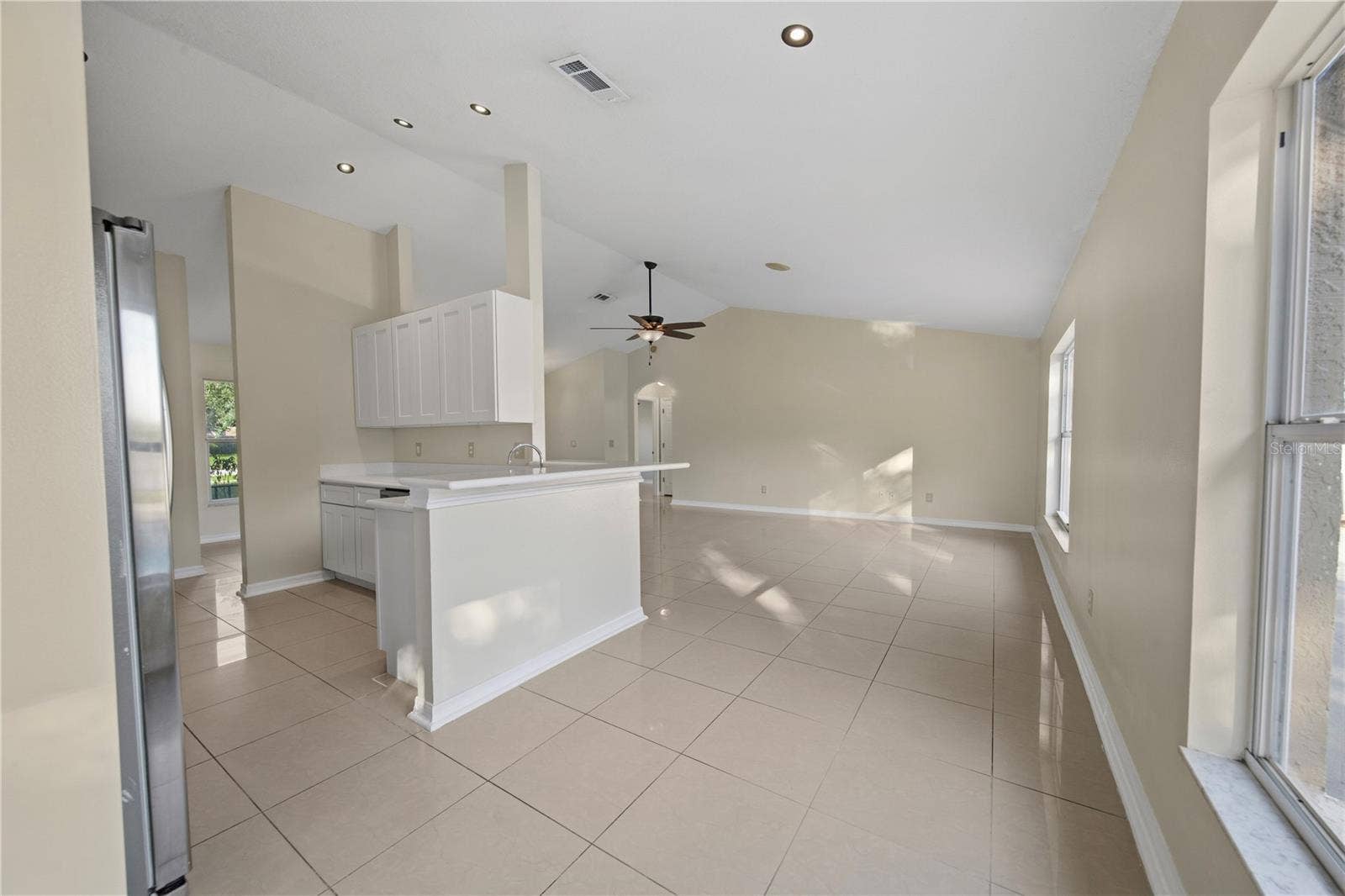 220 VALLEY EDGE DRIVE, Minneola, FL 34715 220 VALLEY EDGE DRIVE, Minneola, FL 34715