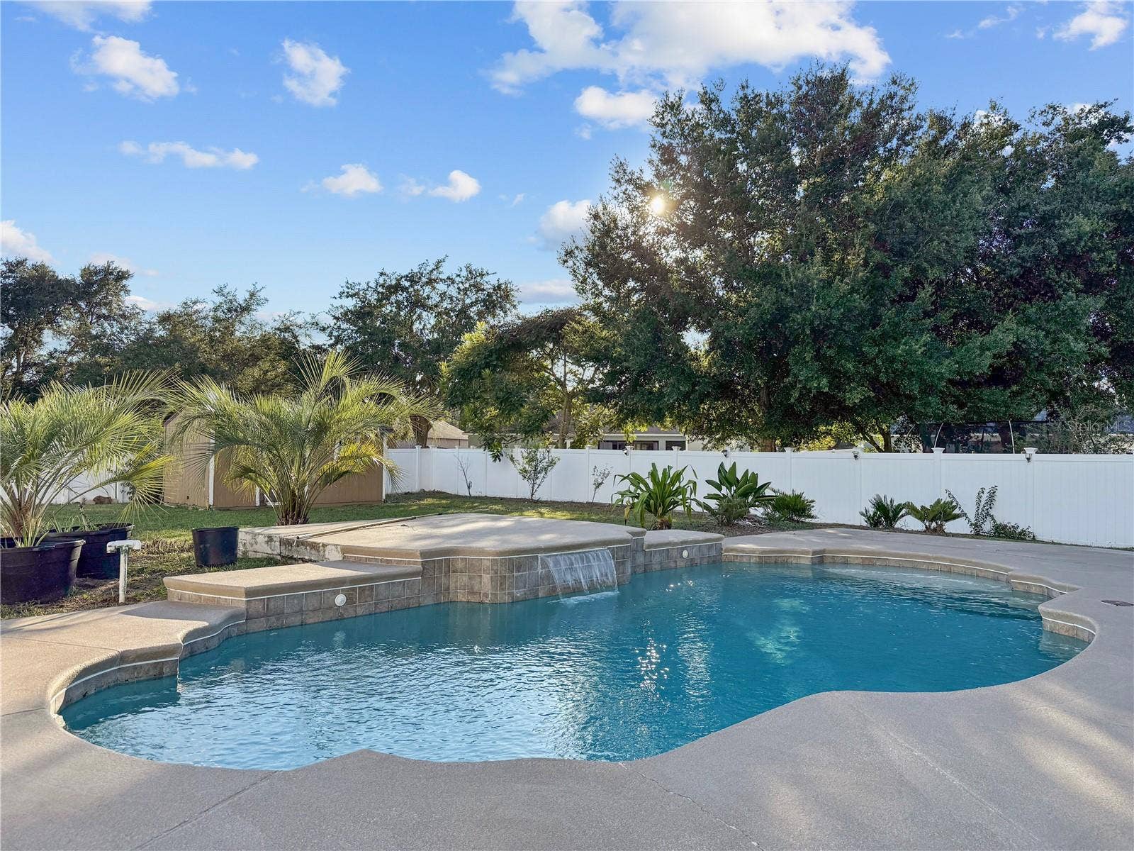 220 VALLEY EDGE DRIVE, Minneola, FL 34715 220 VALLEY EDGE DRIVE, Minneola, FL 34715