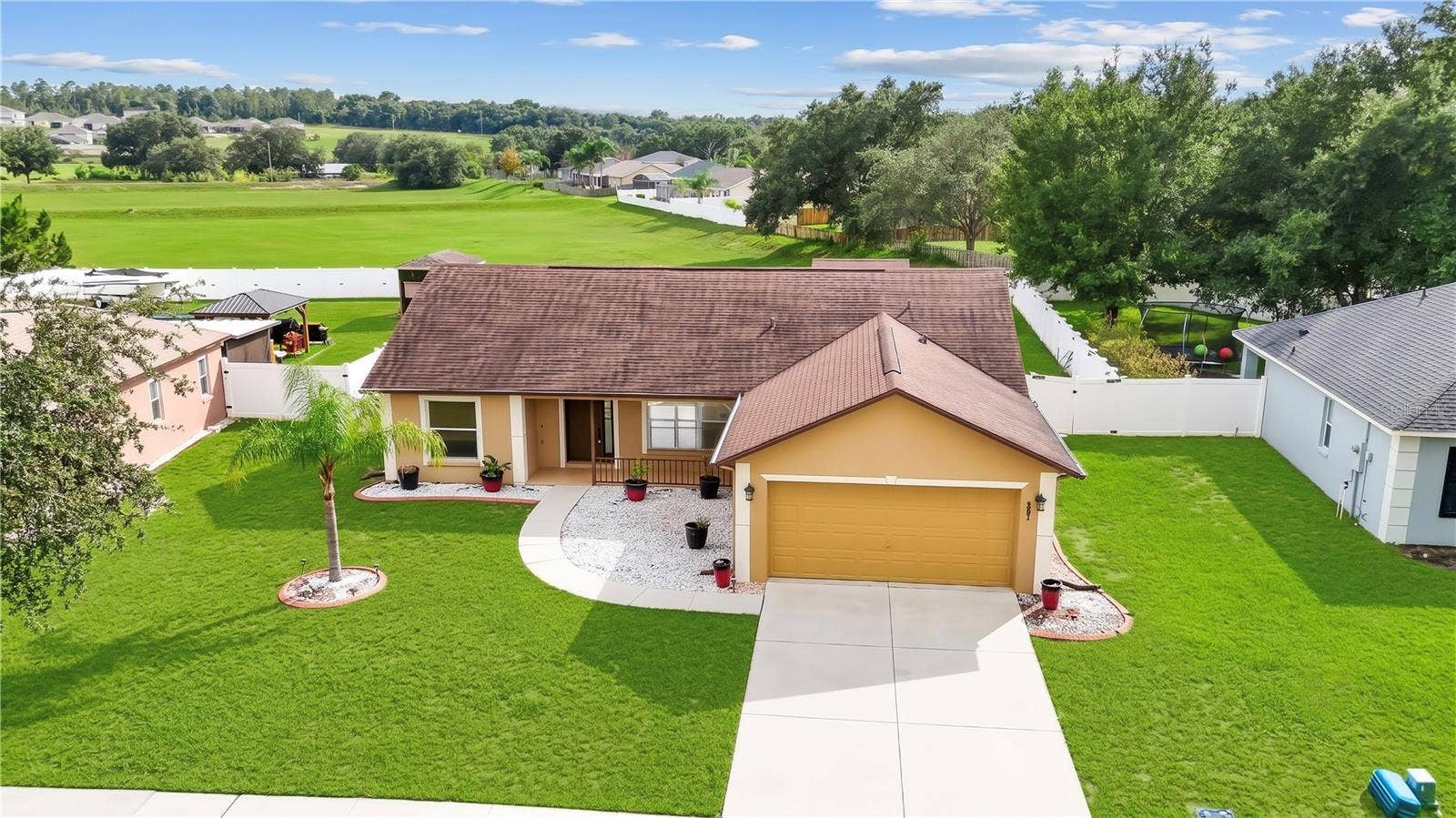 220 VALLEY EDGE DRIVE, Minneola, FL 34715 220 VALLEY EDGE DRIVE, Minneola, FL 34715