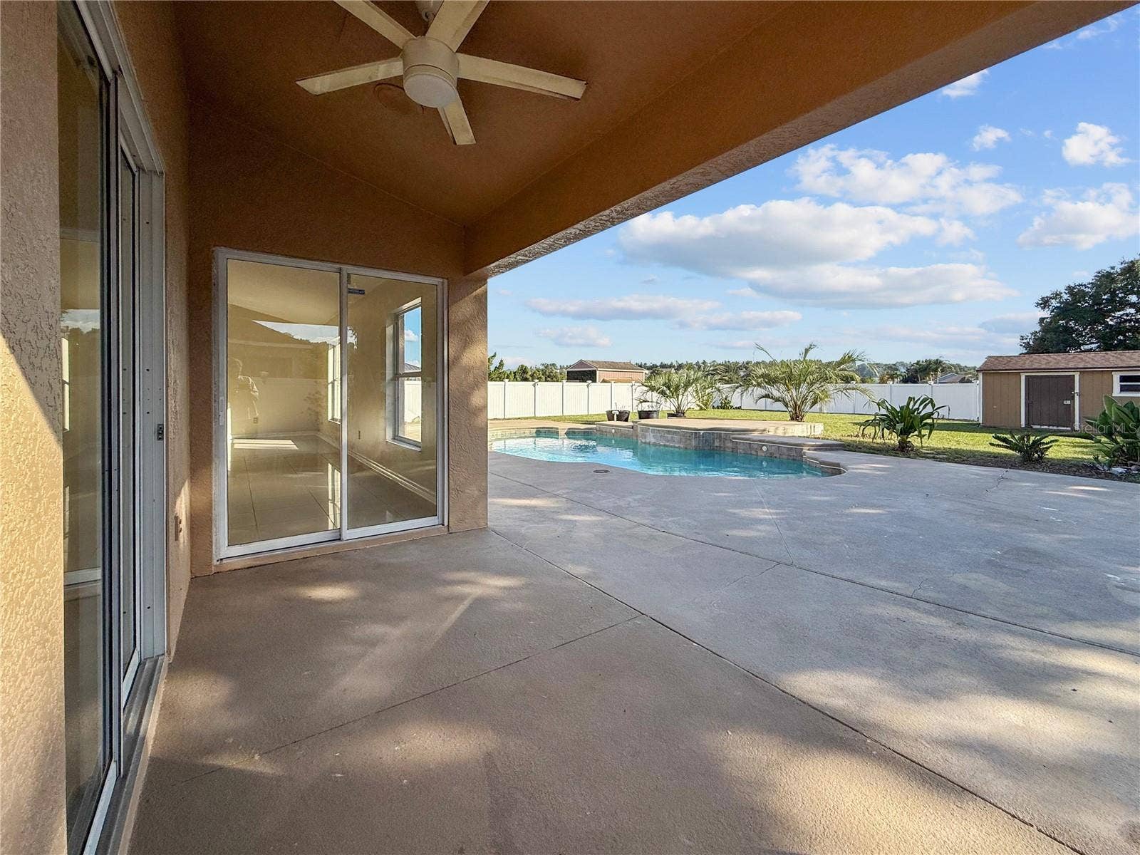 220 VALLEY EDGE DRIVE, Minneola, FL 34715 220 VALLEY EDGE DRIVE, Minneola, FL 34715